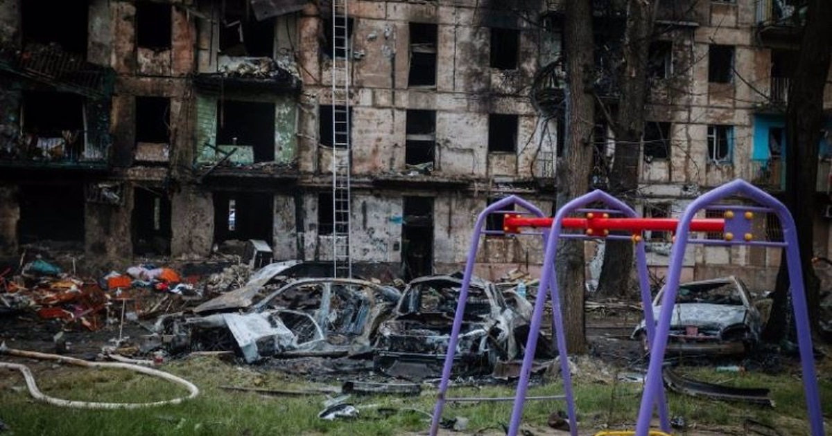 A new Russian attack on Zelensky's hometown left at least three dead and six wounded