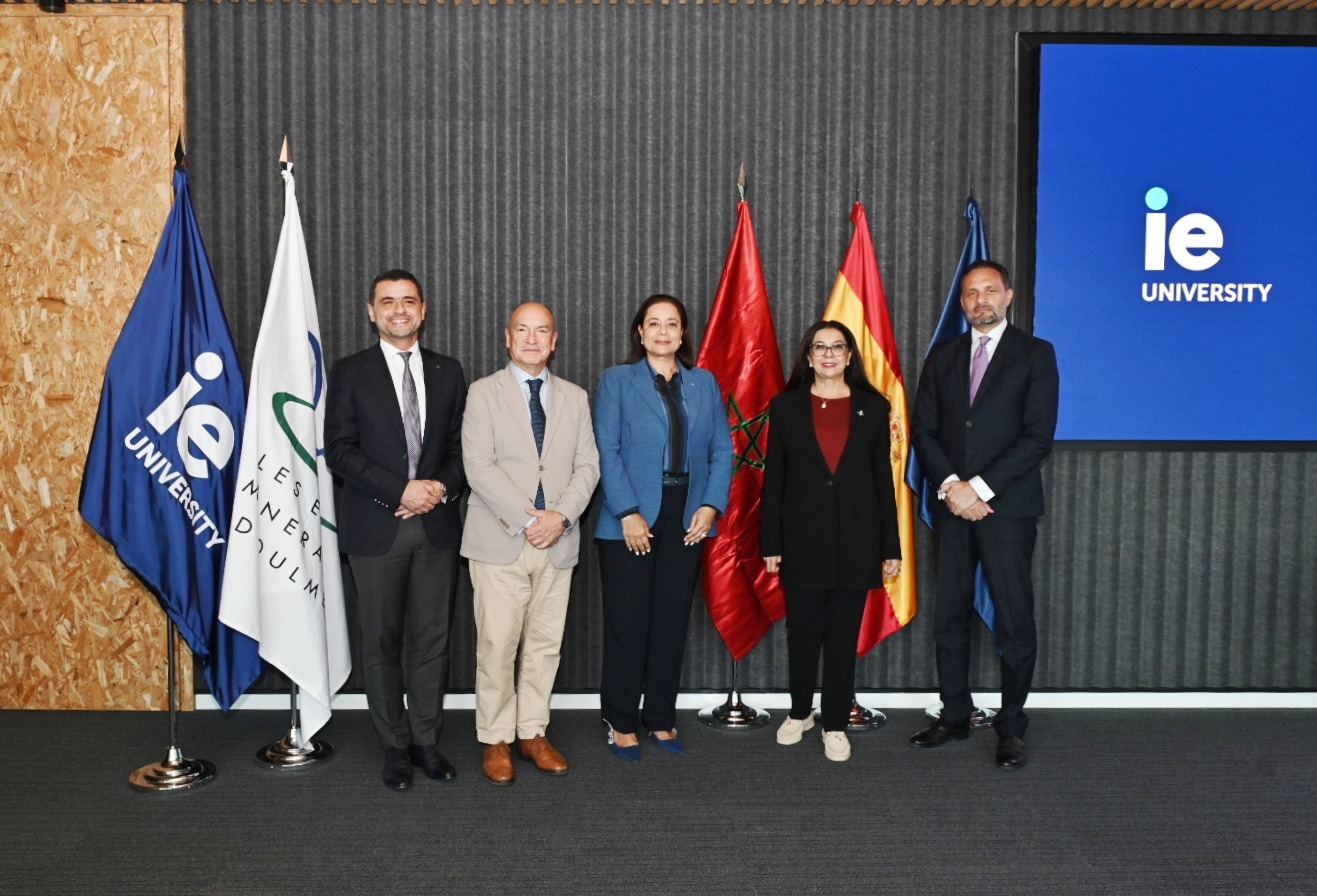 Oulmès lance avec IE University de Madrid un programme d’excellence pour ses dirigeants